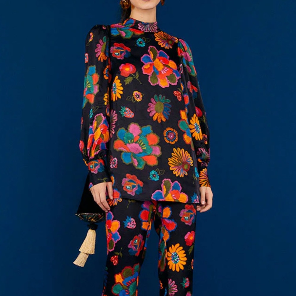 Farm Rio Lilys Garden Blouse